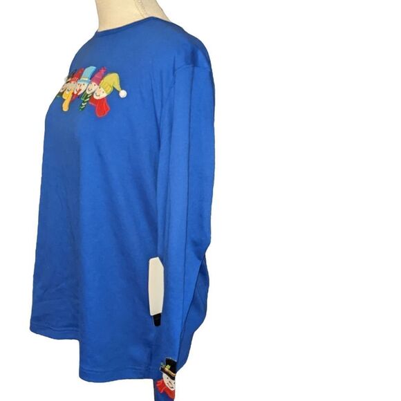 🤩 Designer's Originals Studio blue holiday top size XL🤩 2 for $20 - Picture 2 of 8